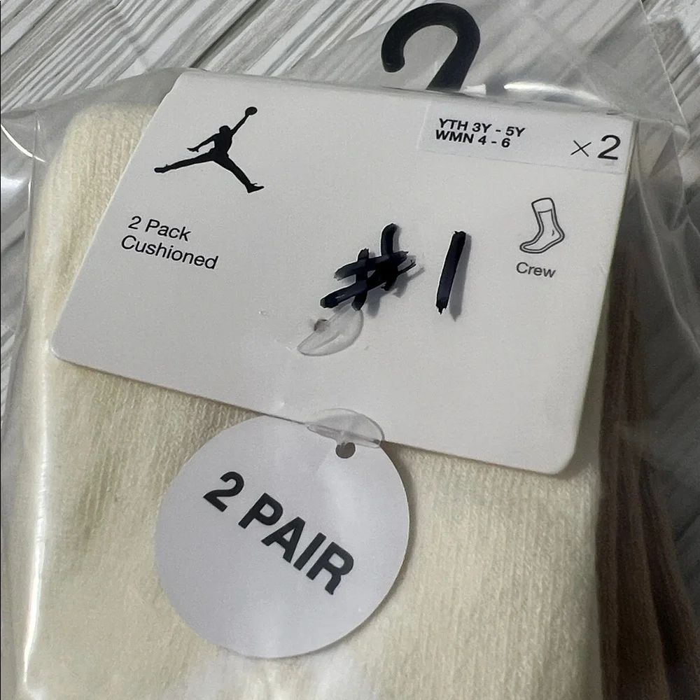 Jordan Kids Diamond Logo cushioned High Crew Socks Set of 2 cream tan size 3Y-5Y